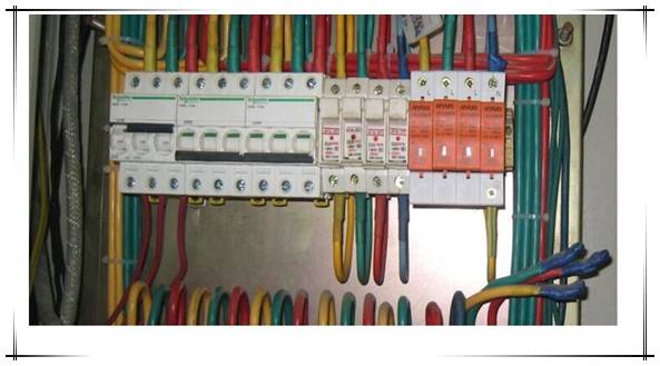 建筑電氣施工安裝技術(shù)入門到精通